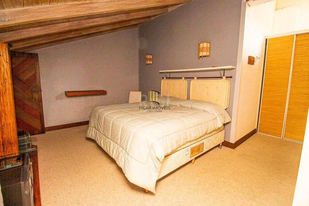 Cobertura para Venda - 116.36m², 2 dormitórios, sendo 1 suites, 1 vaga - Petrópolis