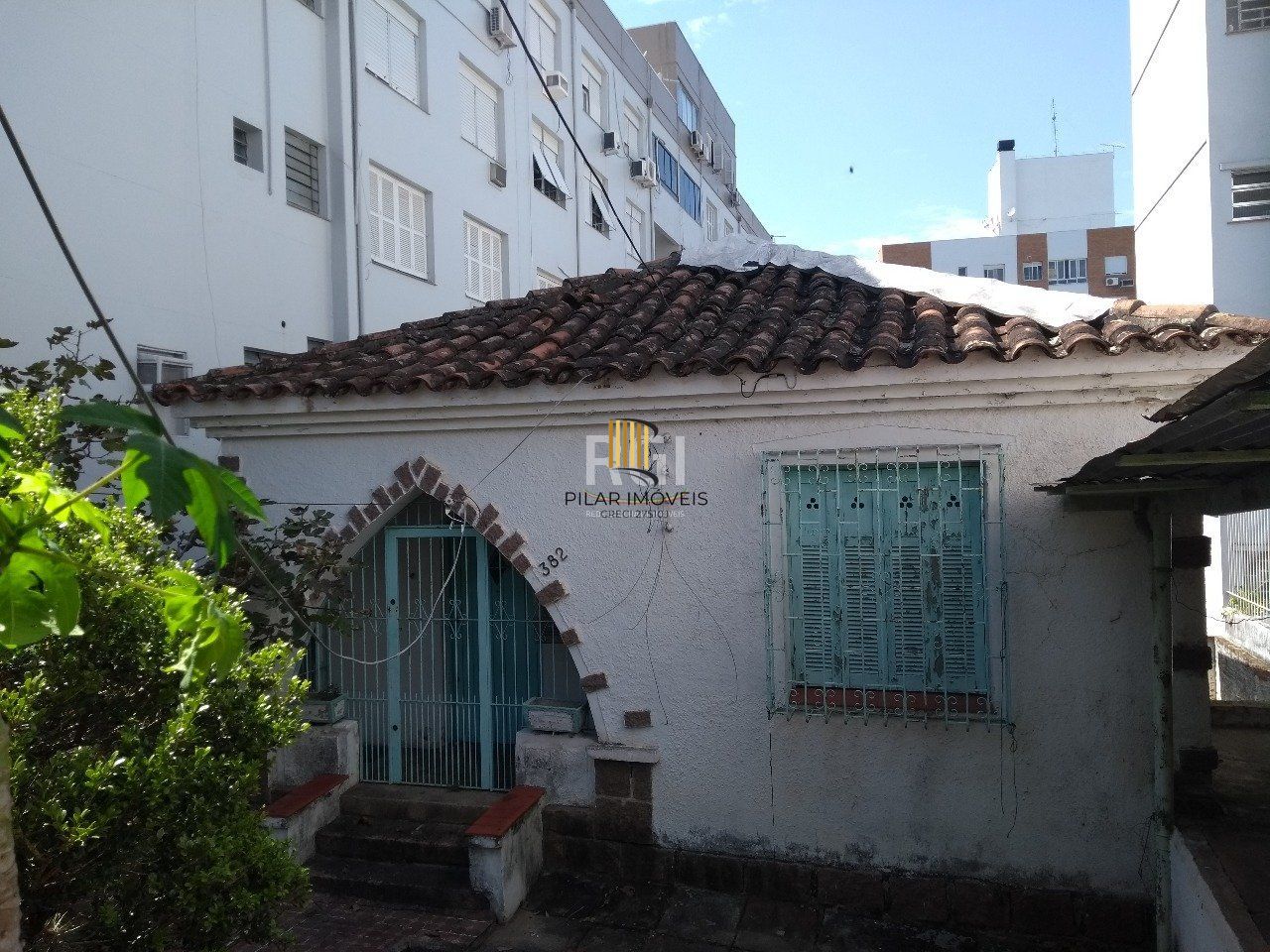 Casa para Venda - 792m², 3 dormitórios, 1 vaga - Rio Branco