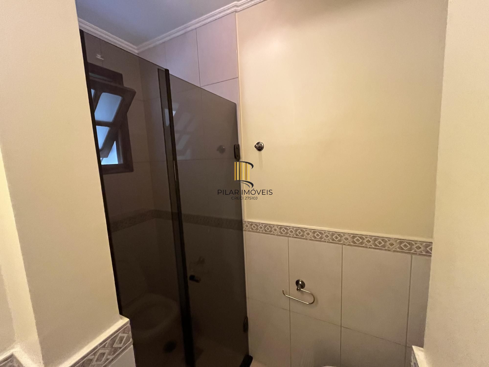 Apartamento de 2 quartos, opção 3º quarto ou gabinete e 1 vaga de garagem