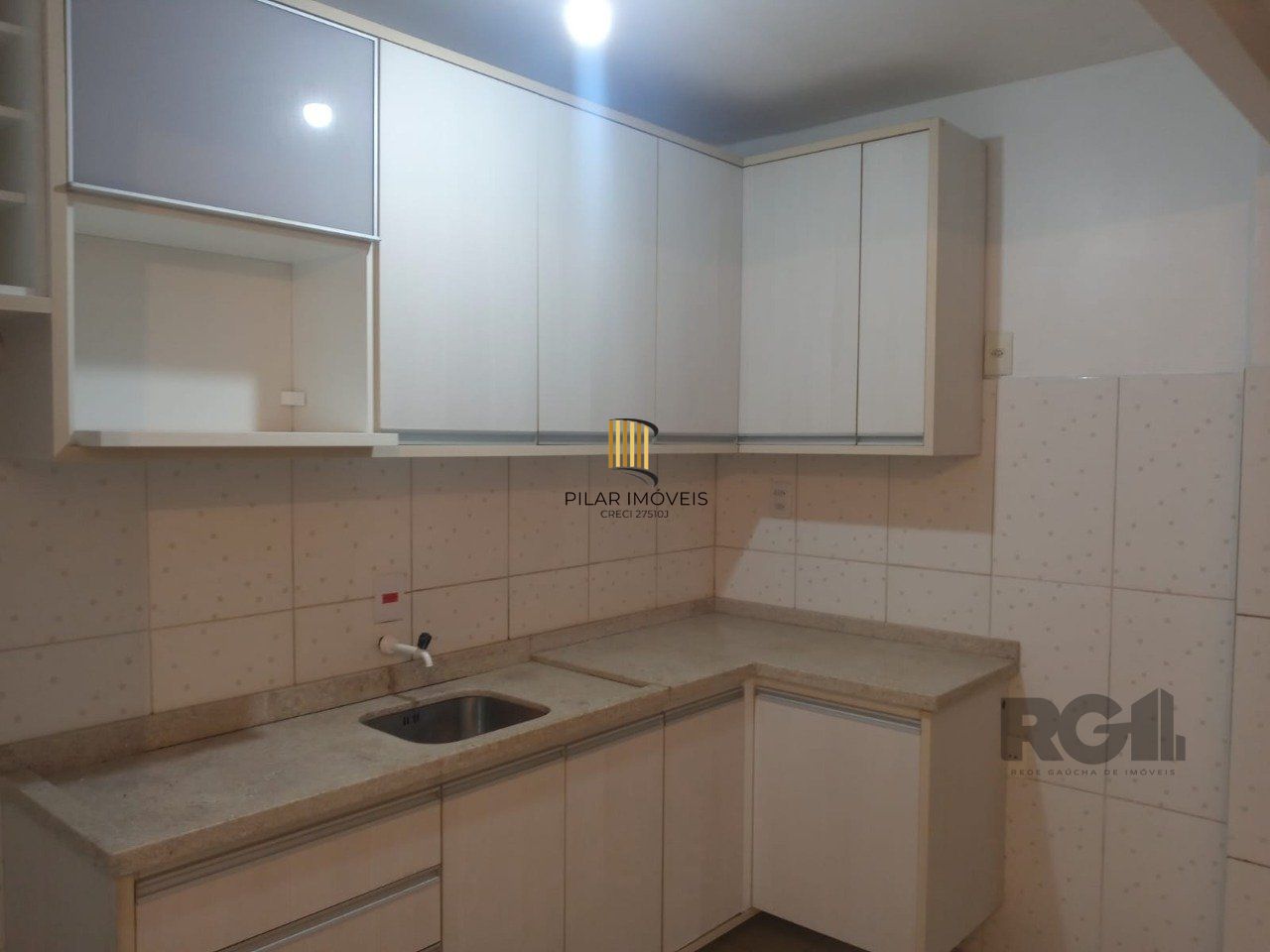Apartamento 2 dormitórios no bairro Menino Deus