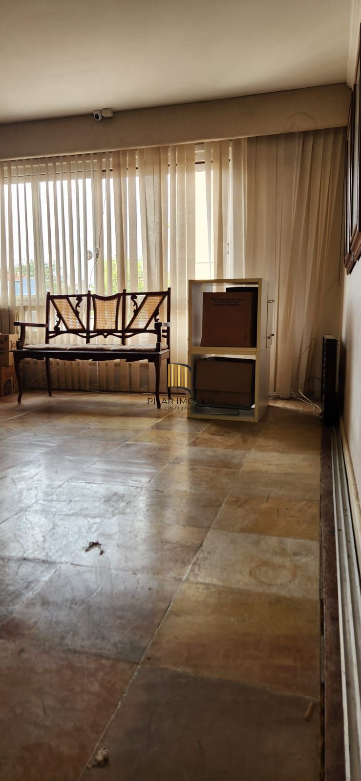 Apartamento de 3 quartos, suíte 1 vaga de garagem bairro Santana em Porto Alegre