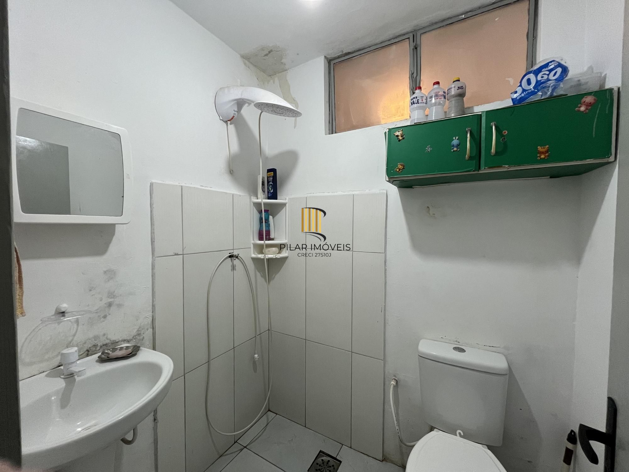 Apartamento de três dormitórios com vaga no Conjunto Residencial Roque Calage