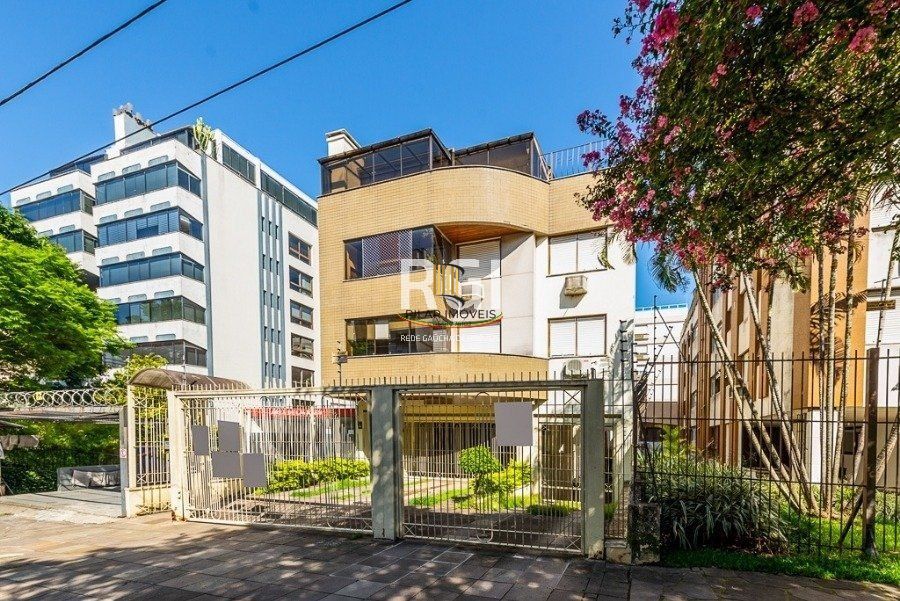 Cobertura para Venda - 116.36m², 2 dormitórios, sendo 1 suites, 1 vaga - Petrópolis