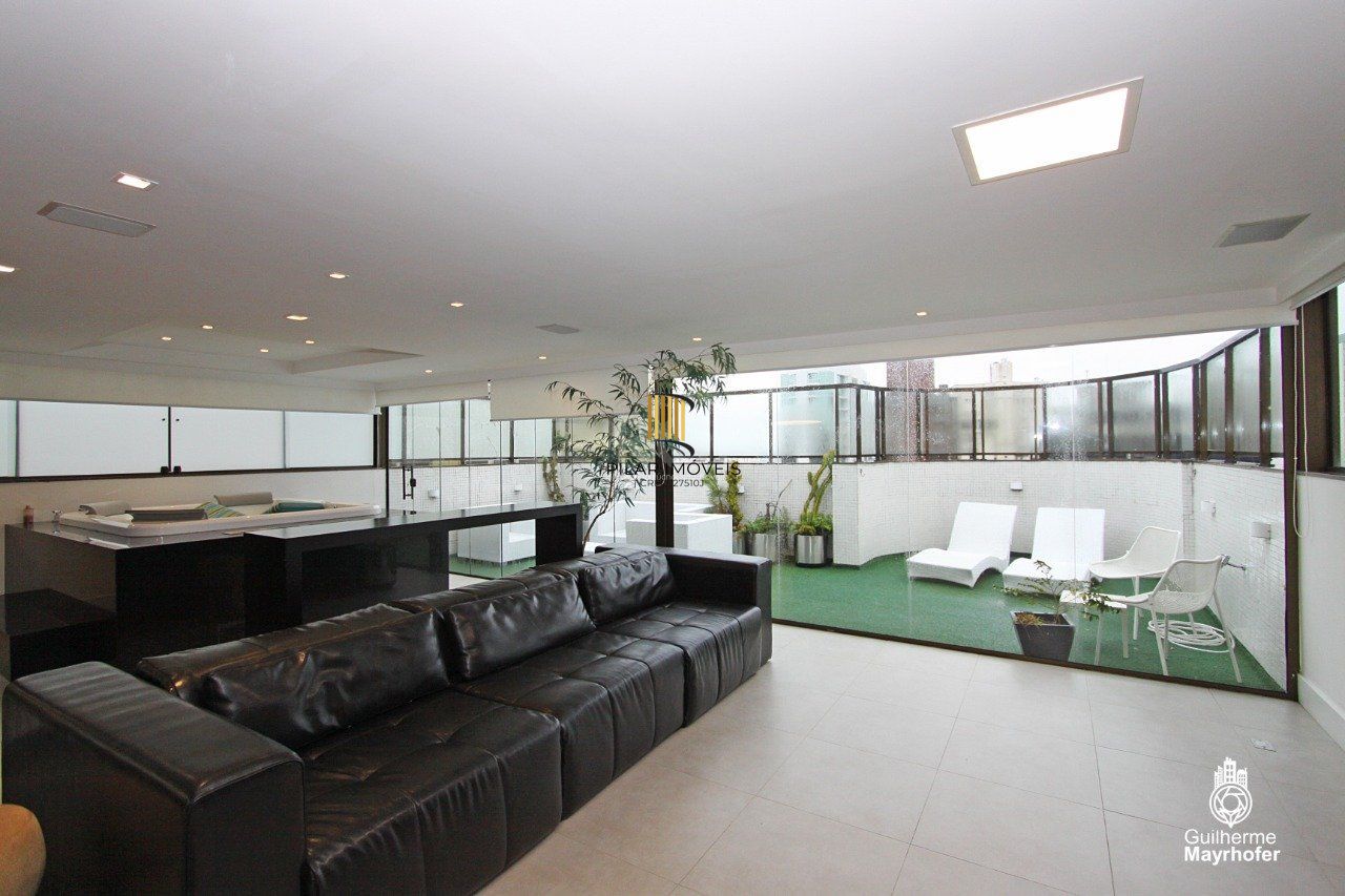 Cobertura para Venda - 327m², 3 dormitórios, sendo 3 suites, 5 vagas - Petrópolis