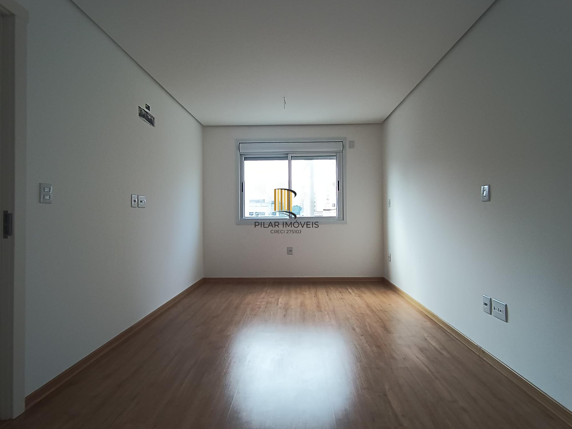 Apartamento 3 dormitórios com suíte novo no Passo da Areia