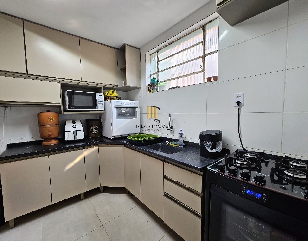 Apartamento de 3 quartos e 1 vaga de garagem rotativa no bairro Rio Branco POA