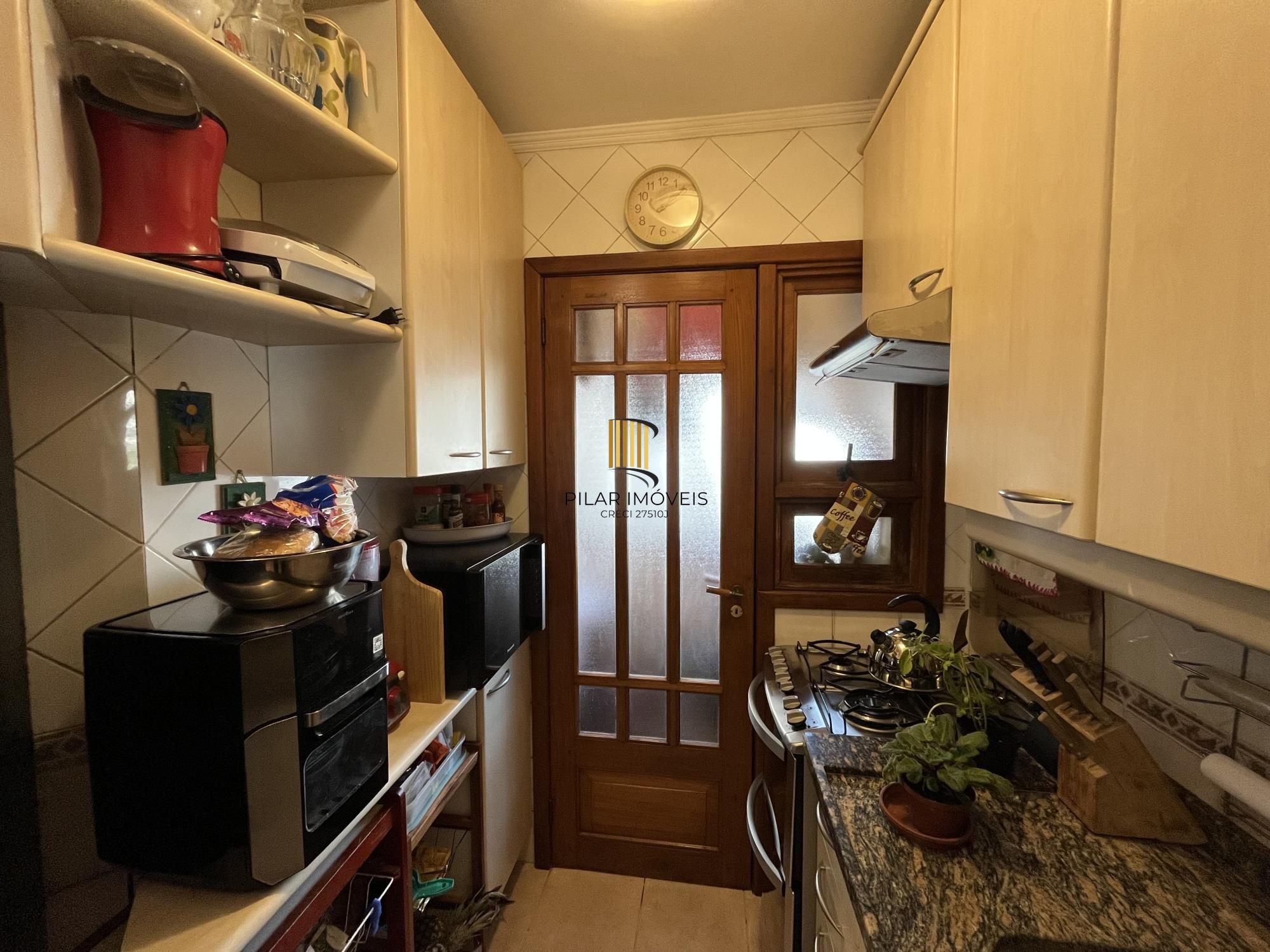 Apartamento de 3 quartos e 2 vagas de garagem no bairro Petrópolis em POA