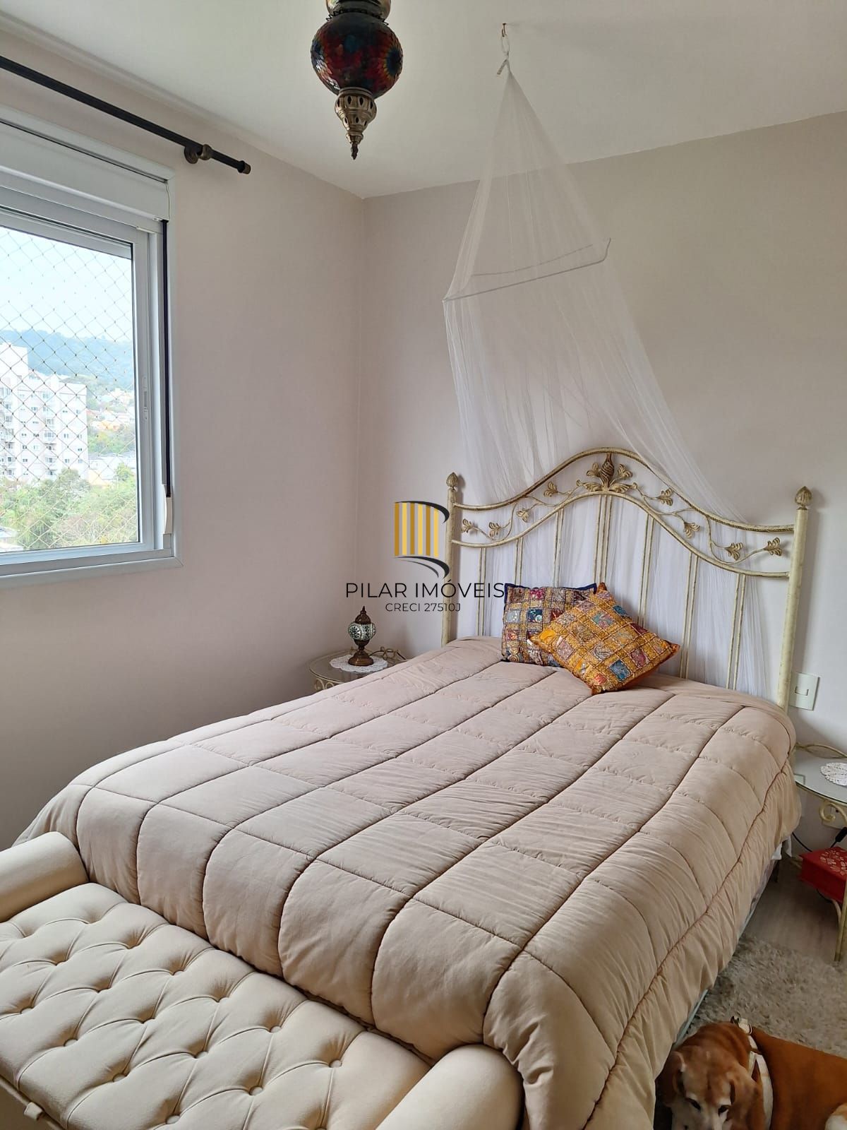Apartamento de três quartos, suíte e uma vaga de garagem em condomínio com infra