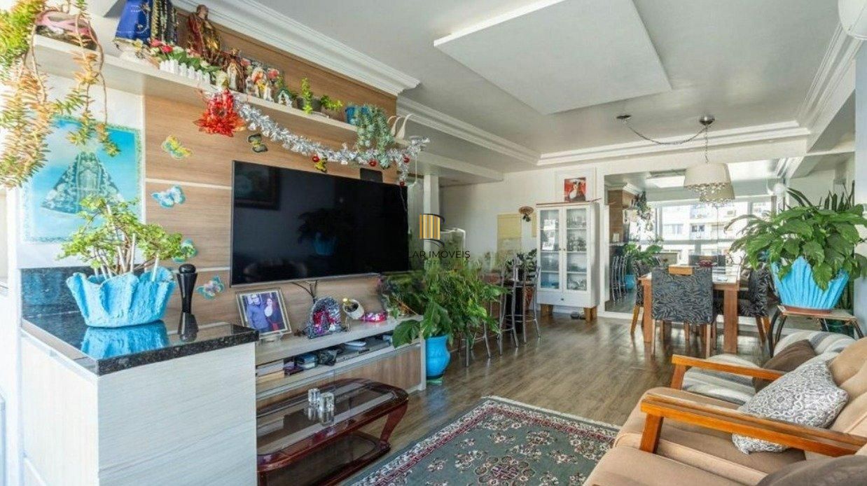Apartamento de três quartos, suíte e uma vaga de garagem no bairro Santana