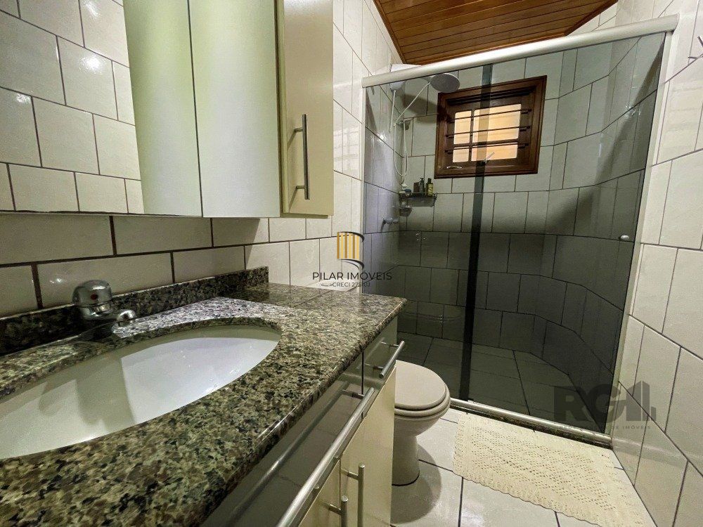 Casa 3 dormitórios no bairro Bavária
