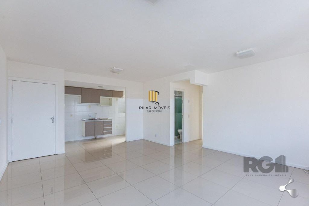Apartamento 2 dormitórios, sendo 1 suíte, 69 m² de área privativa e 1 vaga(s) de garagem. Localizado na Rua/Av. Dom Claudio Jose Goncalves Ponce De Leao, no bairro Vila Ipiranga em Porto Alegre. - Pilar Imóveis