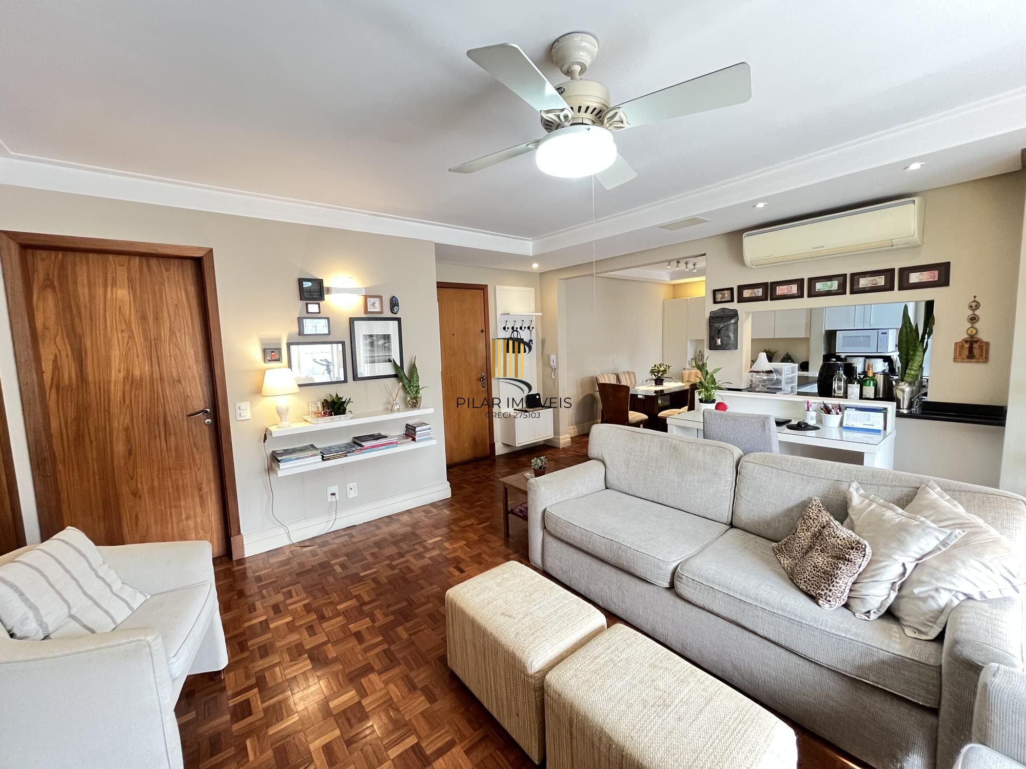 Apartamento de 2 quartos, suíte e 2 vagas de garagem no bairro Jardim Botânico.