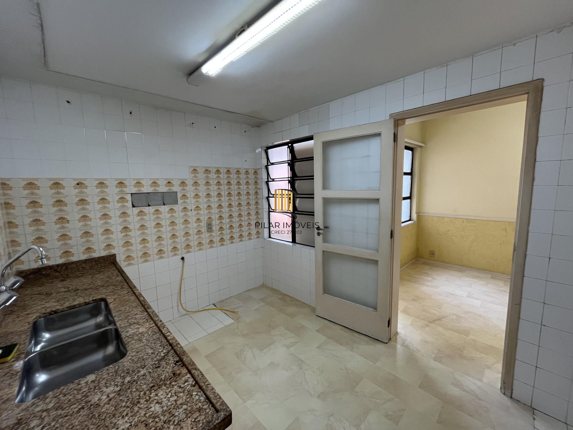 Apartamento Venda - 190.8m², 3 dormitórios, 1 suíte, 1 vaga - Centro Histórico