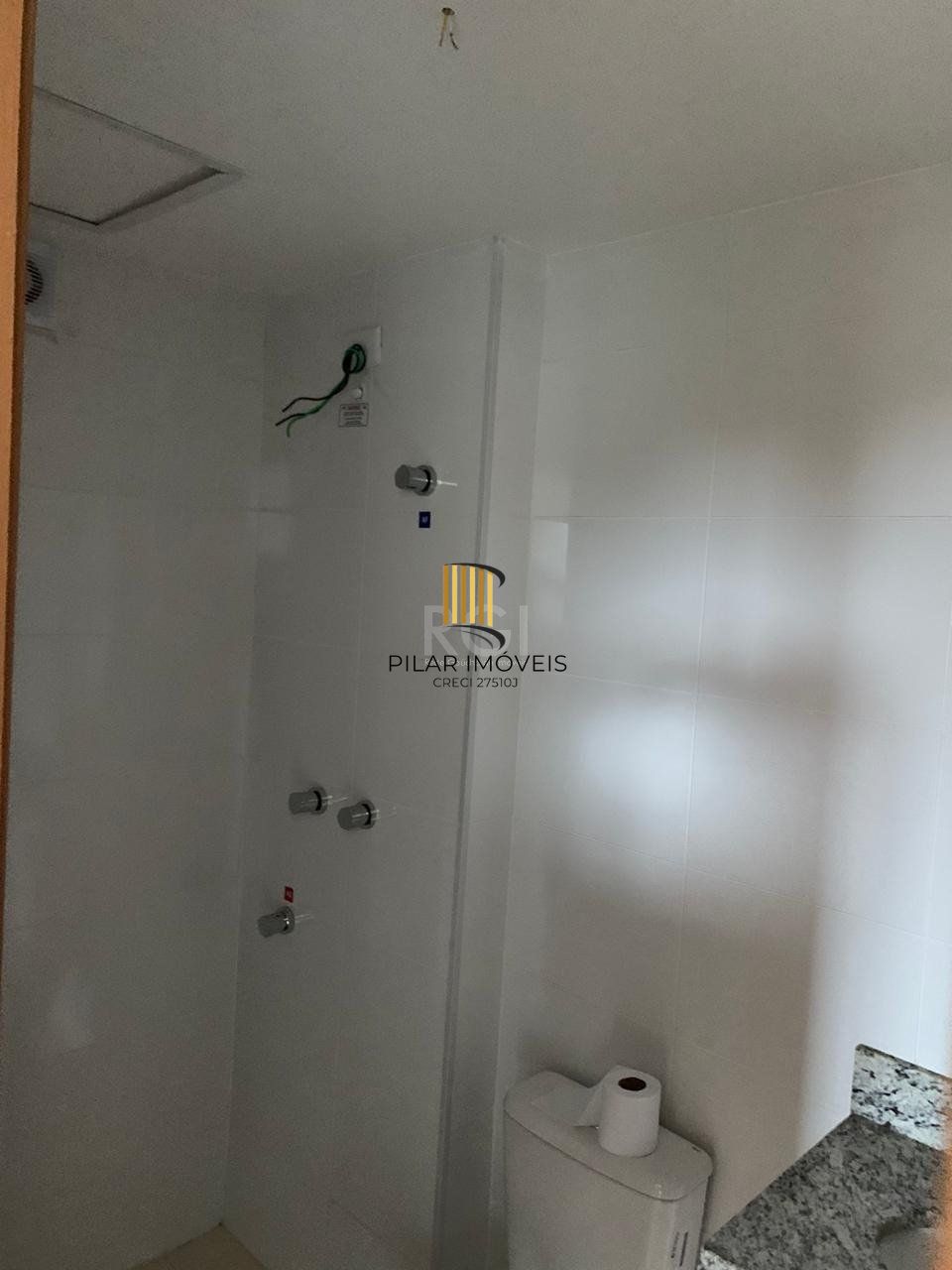 Apartamento para Venda - 48m², 2 dormitórios, 1 vaga - Rubem Berta