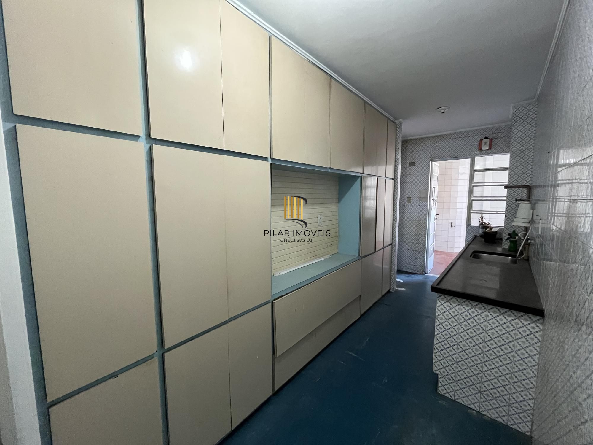 Apartamento 3 dormitórios em frente à Redenção