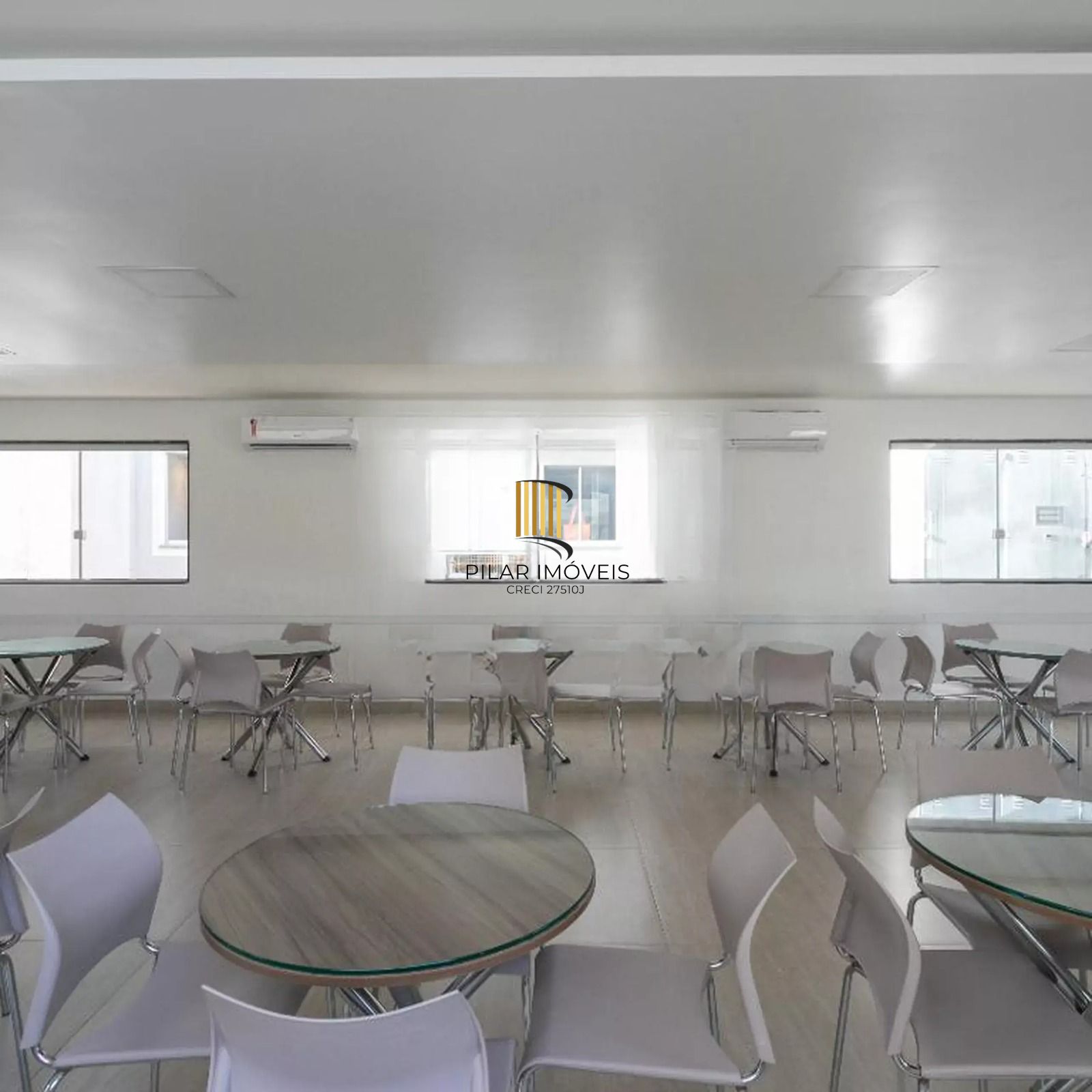 Apartamento 2 dormitórios no Humaitá – Semi mobiliado, 1 vaga.