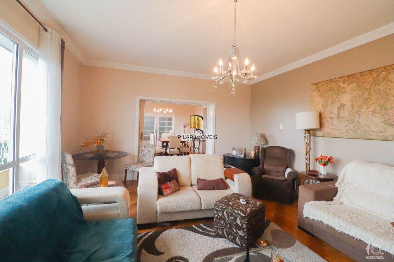 Apartamento á venda com 3 dormitórios com 1 suíte com sacada + 2 sacadas na sala e living, 233,85M²  e 1 vaga de garagem escriturada e coberta, no Bairro Independência em Porto Alegre.