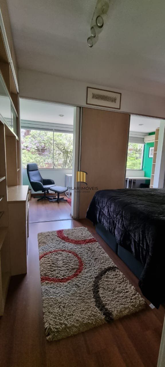 Apartamento de dois quartos e uma vaga de garagem no bairro Independência em Porto Alegre