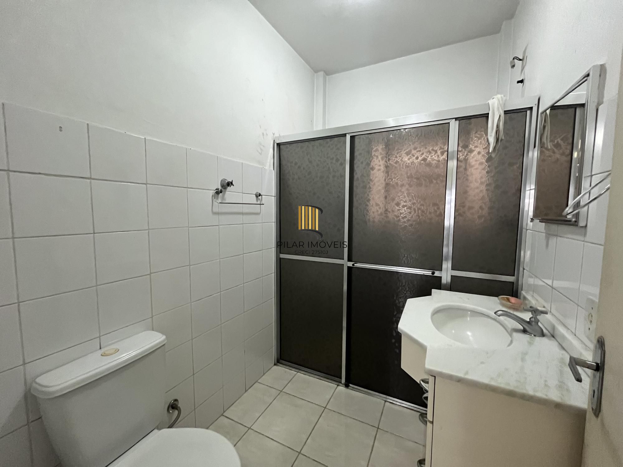 Apartamento de 1 quarto e 2 banheiros no bairro Petrópolis em Porto Alegre