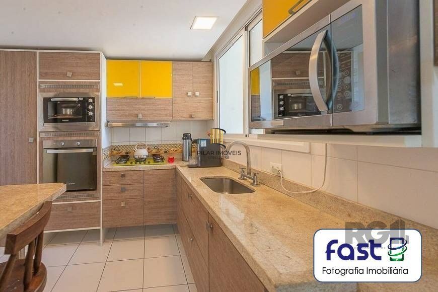 Vende Excelente Apartamento no Bairro - Jardim do Salso - Porto Alegre