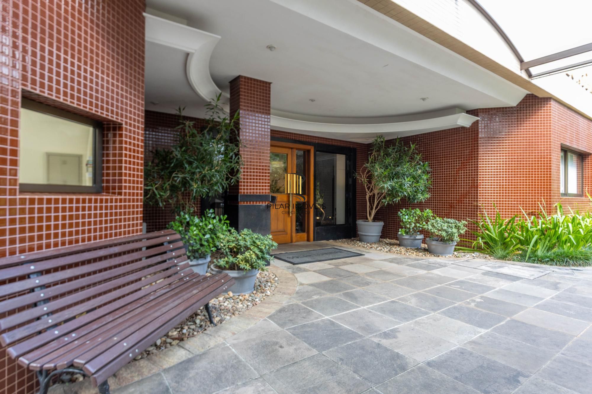 Apartamento 3 quartos 2 vagas de garagem bairro Petrópolis em Porto Alegre