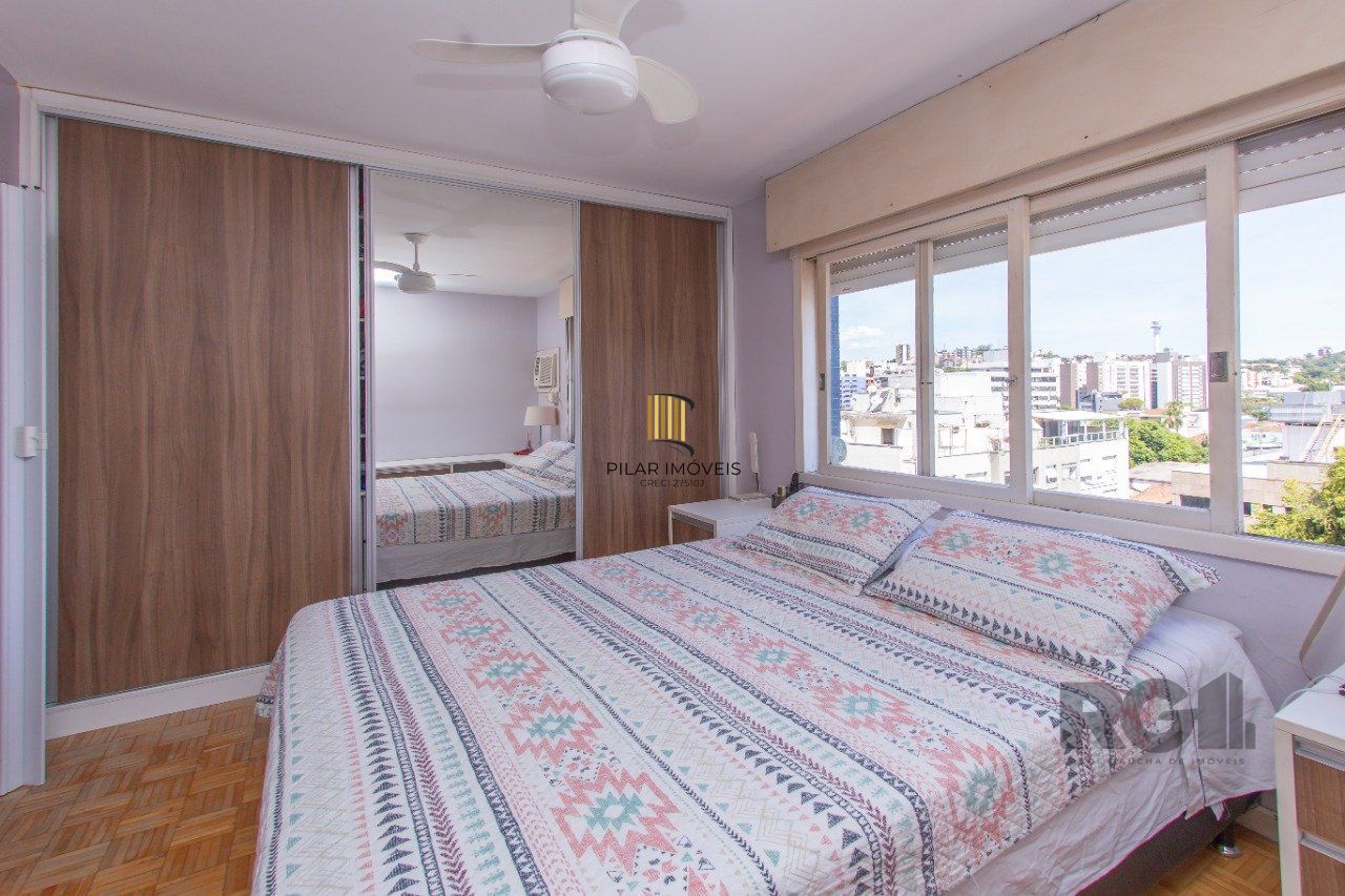 Apartamento de 3 quartos, sacada, dependência de empregada e 1 vaga de garagem