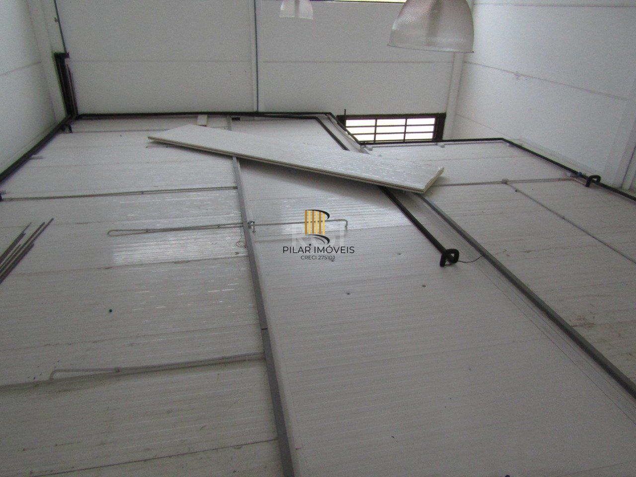 Depósito/Pavilhão para Venda - 195m², 0 dormitórios, Sarandi