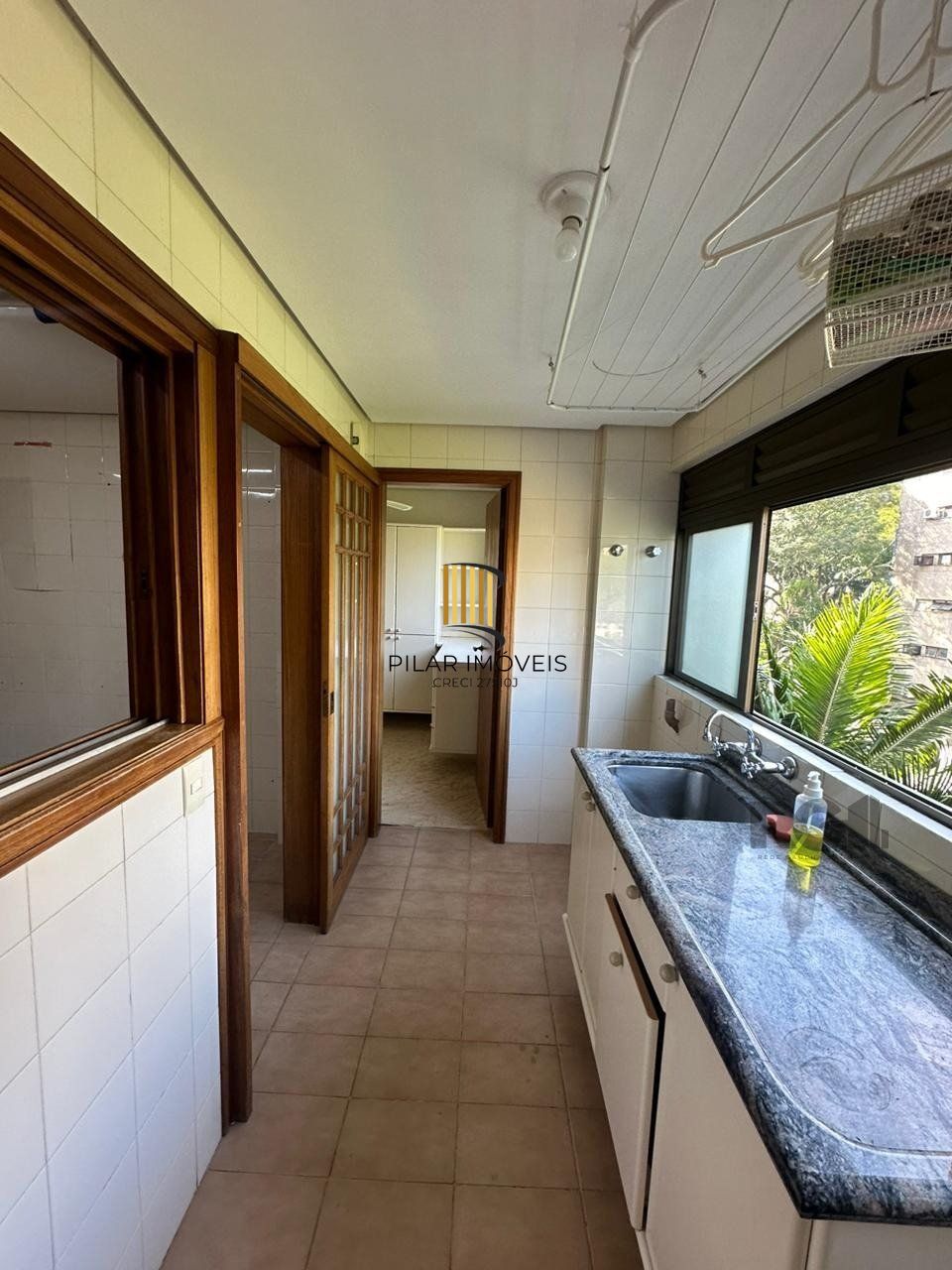 Apartamento de 3 quartos, suíte e 3 vagas de garagem no bairro Bela Vista