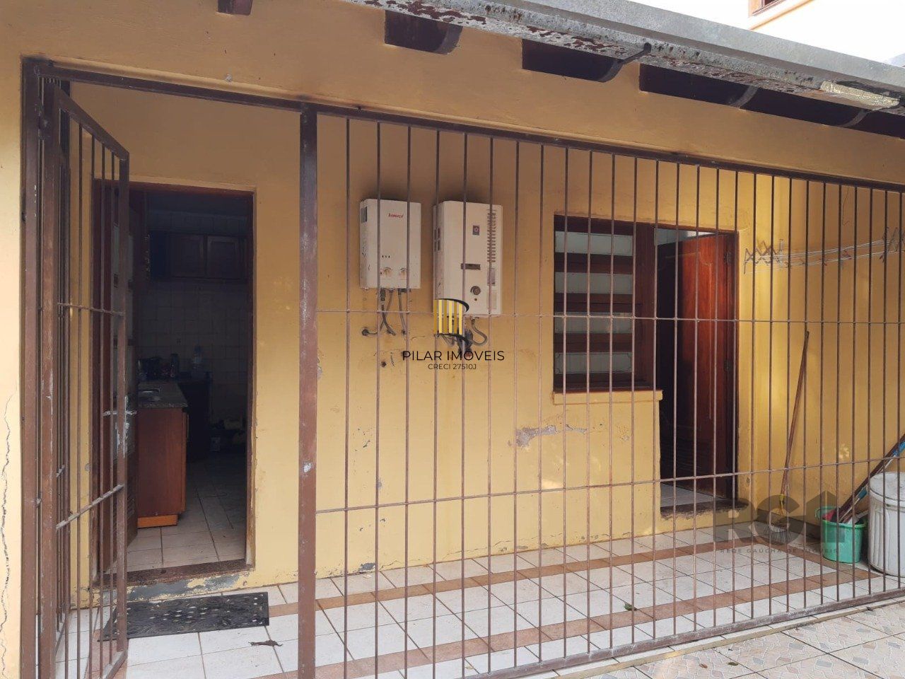 Sítio 4 dormitórios no bairro Fiuza