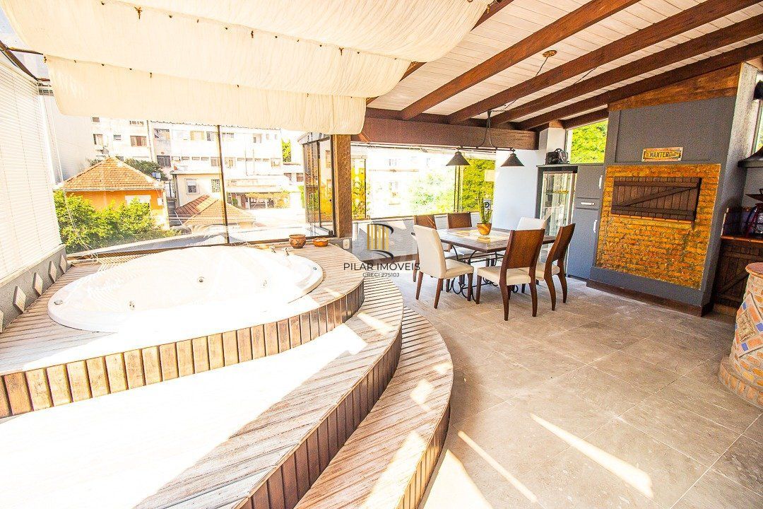 Cobertura para Venda - 116.36m², 2 dormitórios, sendo 1 suites, 1 vaga - Petrópolis