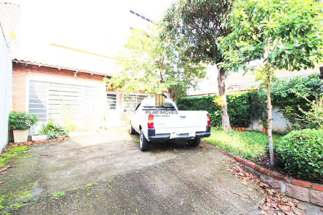 Casa à venda 4 quartos (dormitórios), suíte, 3 vagas - Partenon, Porto Alegre