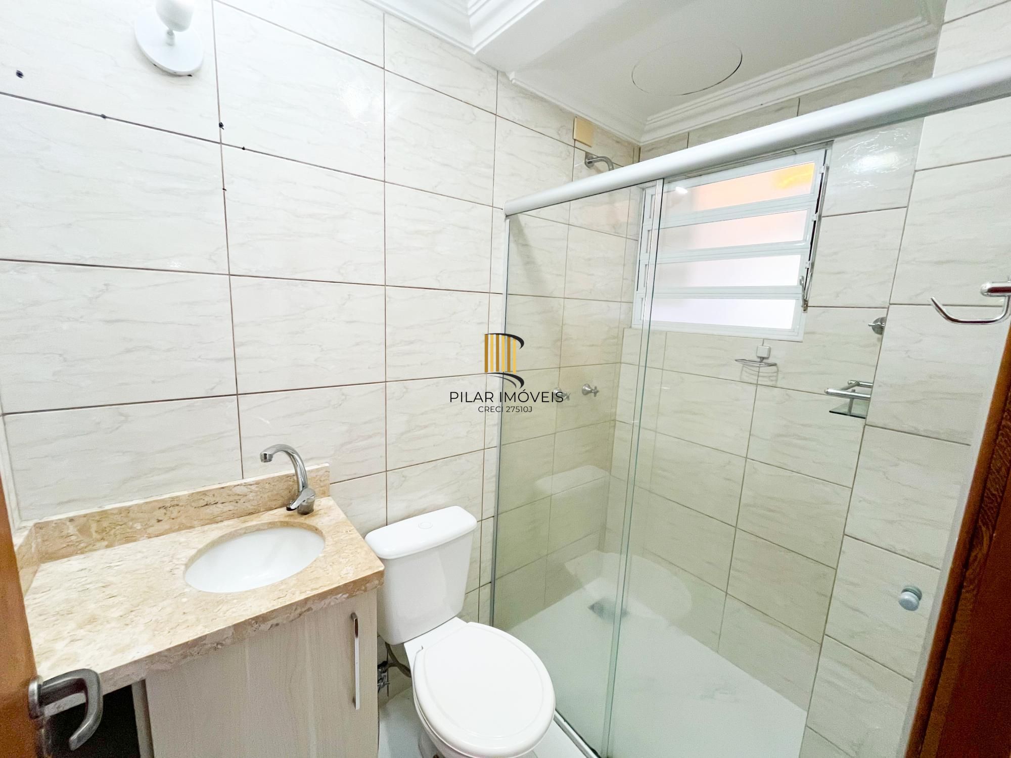 Apartamento de 1 quarto, churrasqueira e 1 vaga de garagem no bairro Petrópolis