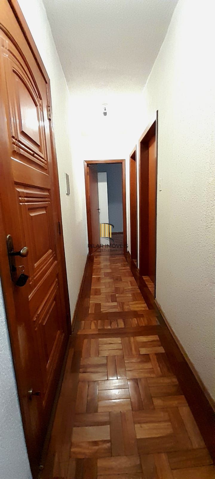 Apartamento de 2 quartos e 1 vaga de garagem no bairro Partenon em Porto Alegre