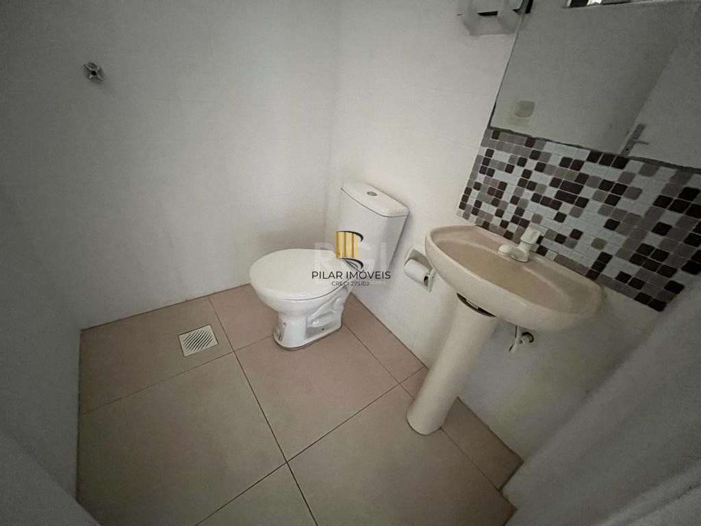 Sala comercial no bairro Bom Fim em Porto Alegre