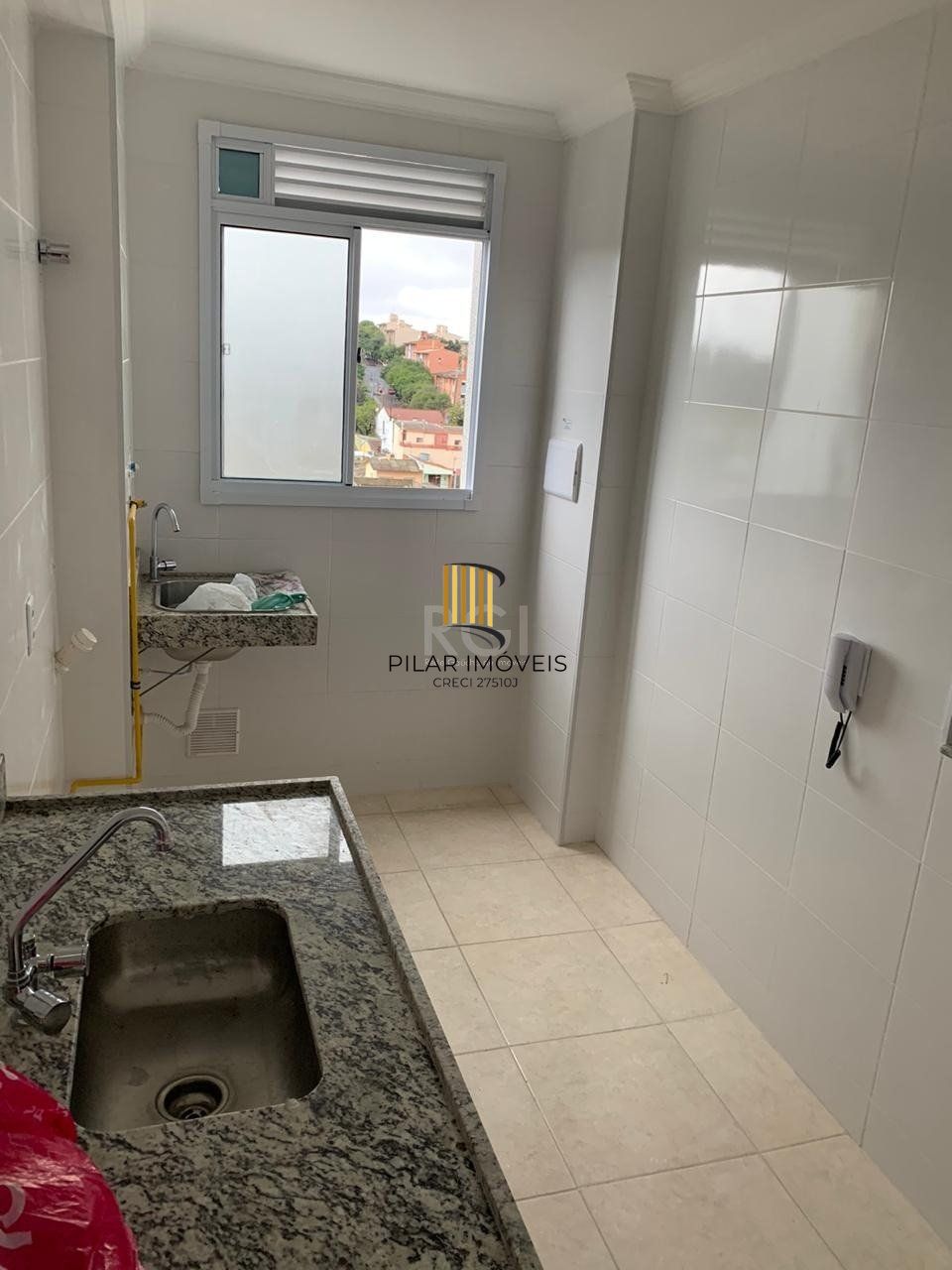 Apartamento para Venda - 48m², 2 dormitórios, 1 vaga - Rubem Berta