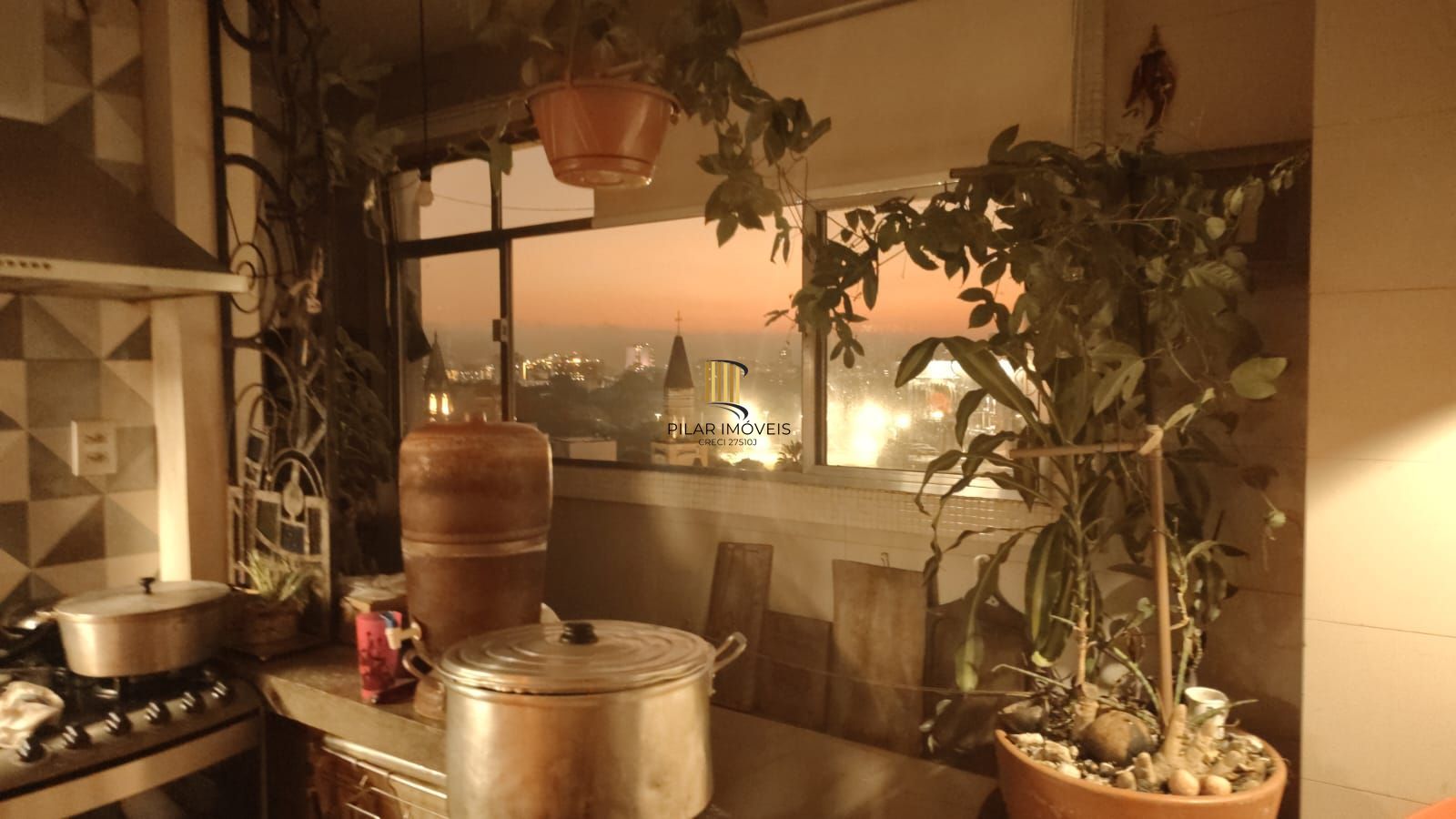 Apartamento 3 dormitórios no bairro Bom Fim