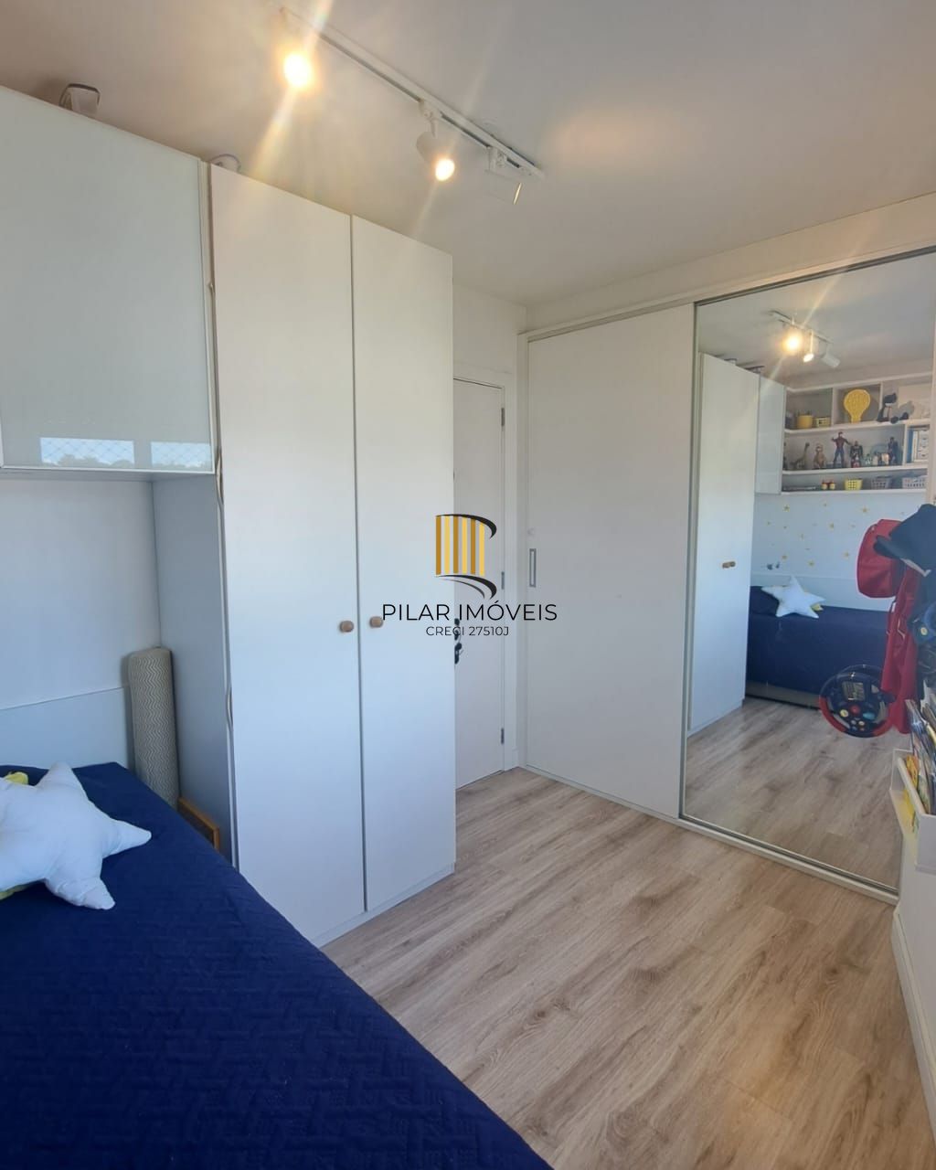 Apartamento Mobiliado com 2 Quartos e Vista Panorâmica em Porto Alegre