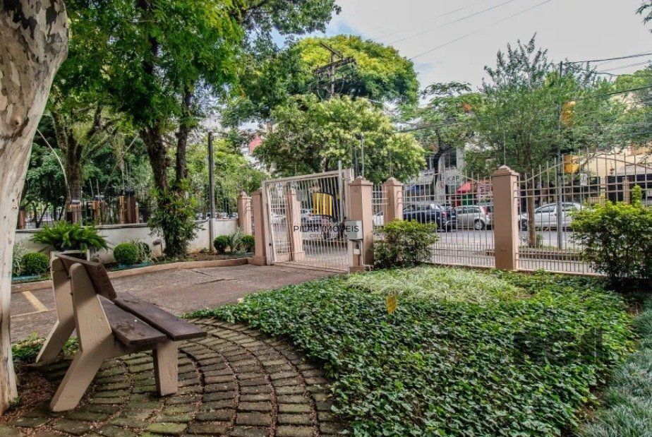 Apartamento de 3 quartos reformado no coração do bairro Bom Fim, Porto Alegre
