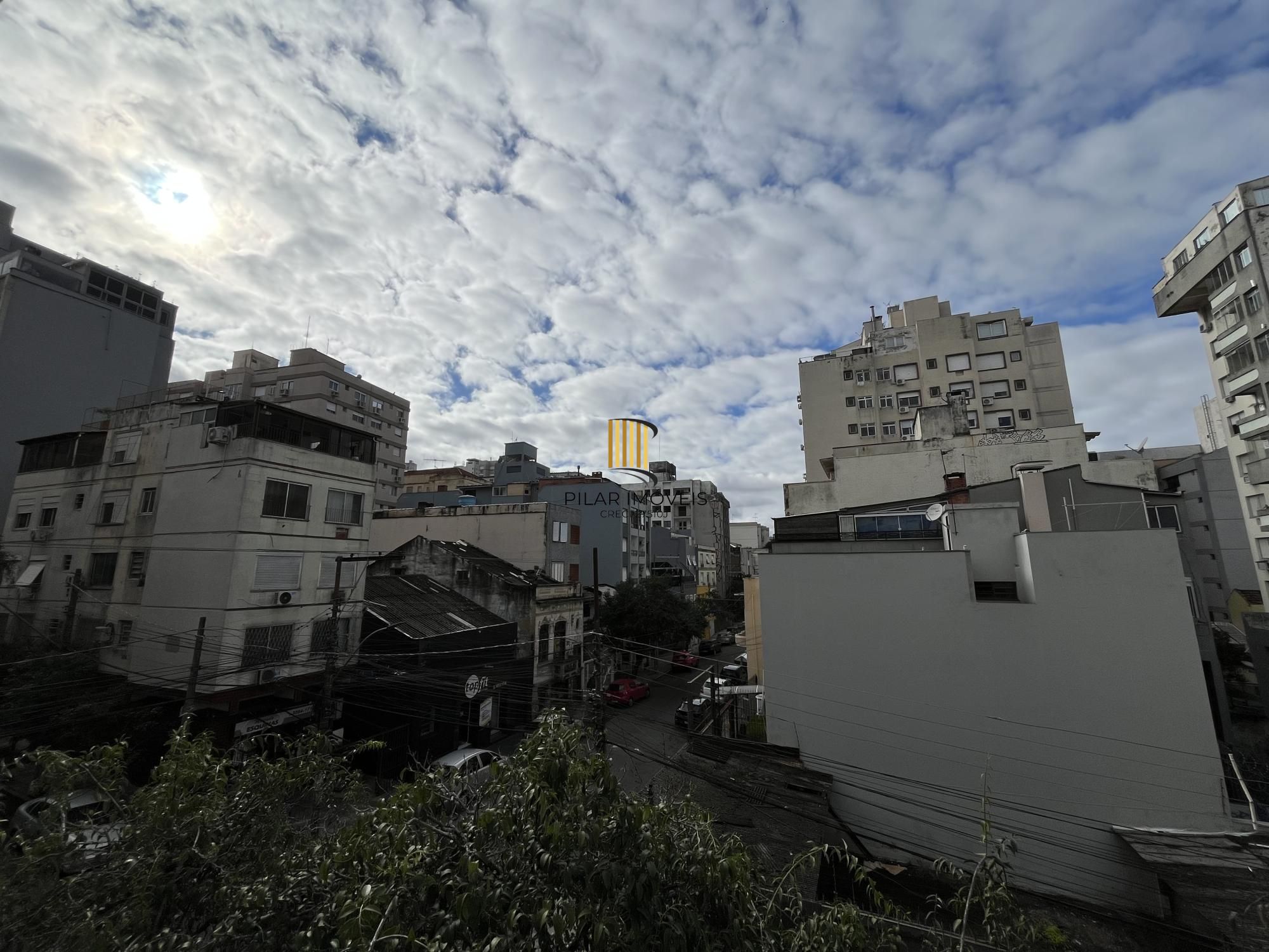 Apartamento de um quarto e uma vaga de garagem no Centro de Porto Alegre