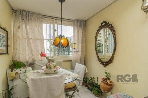 Apartamento, no bairro Chácara das pedras. Churrasqueira, 1 vaga, 3 quartos