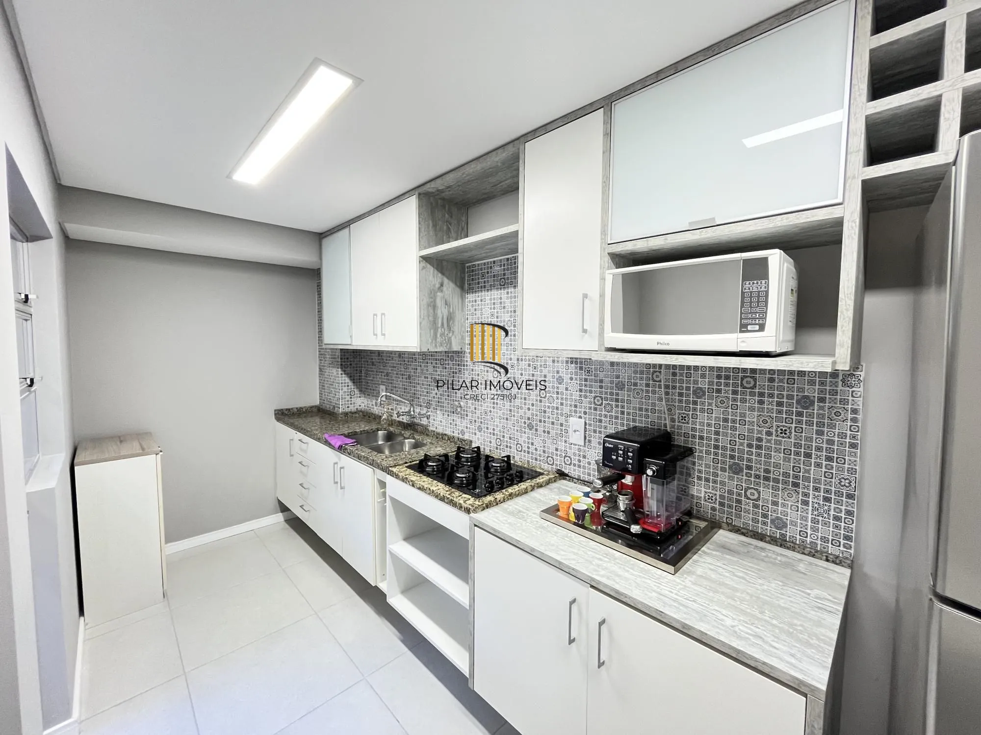 Apartamento de 2 quartos, churrasqueira e vaga no bairro Bom Fim em Porto Alegre