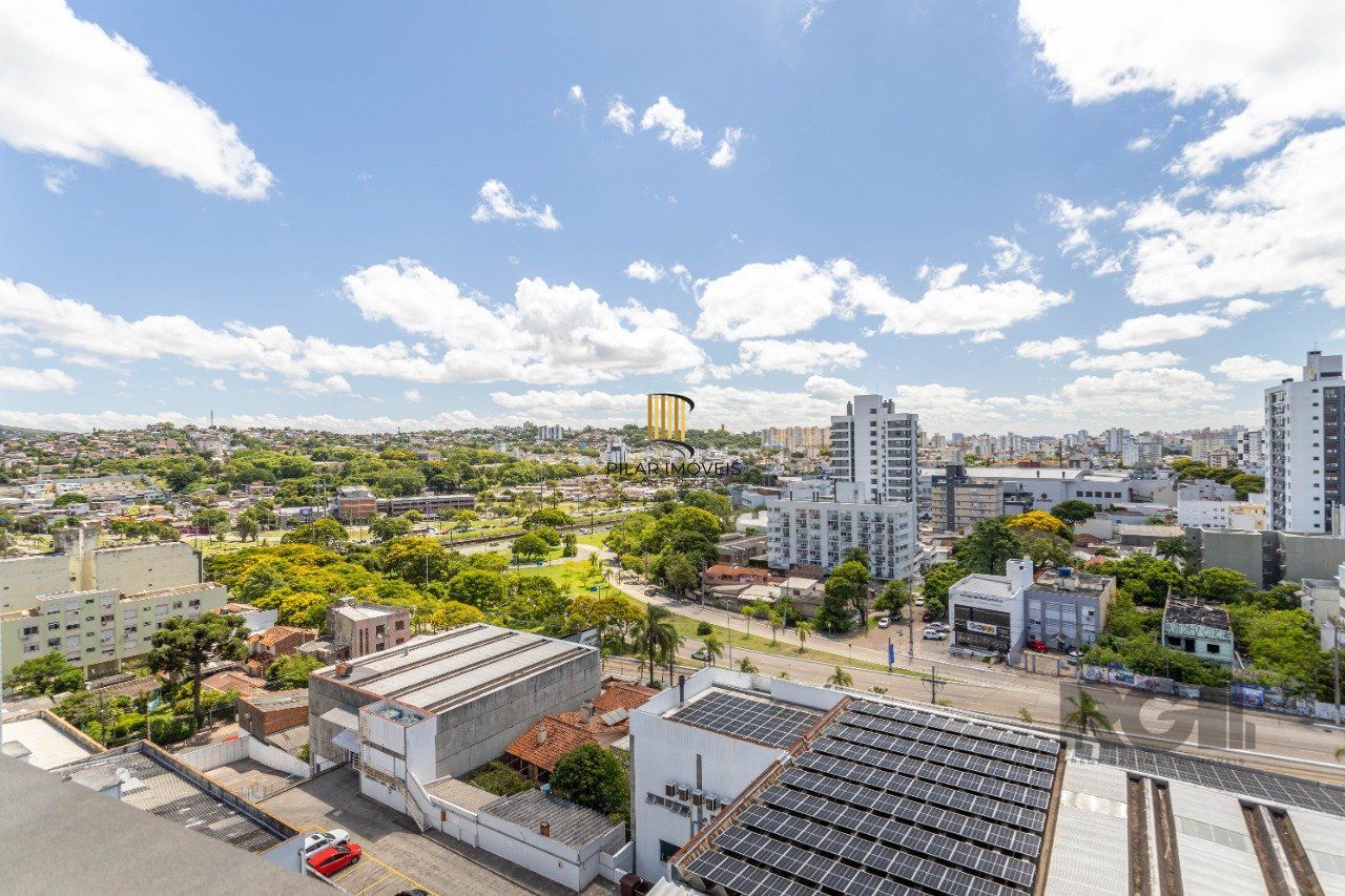   Apartamento de um quarto (dormitório) e uma vaga de garagem no bairro Jardim Botânico em Porto Alegre. 