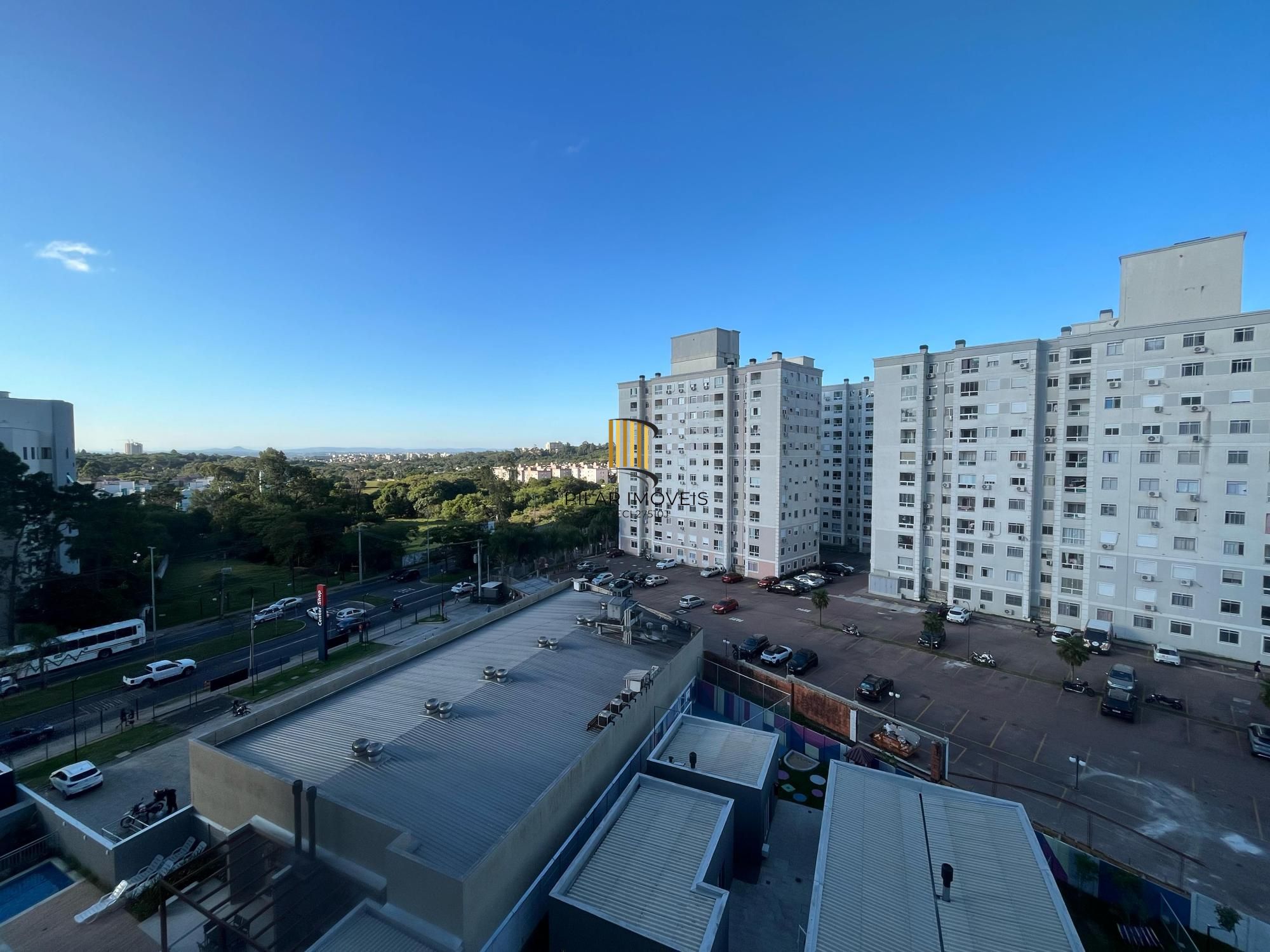 Apartamento de 2 quartos e 1 vaga de garagem no bairro Morro Santana em POA