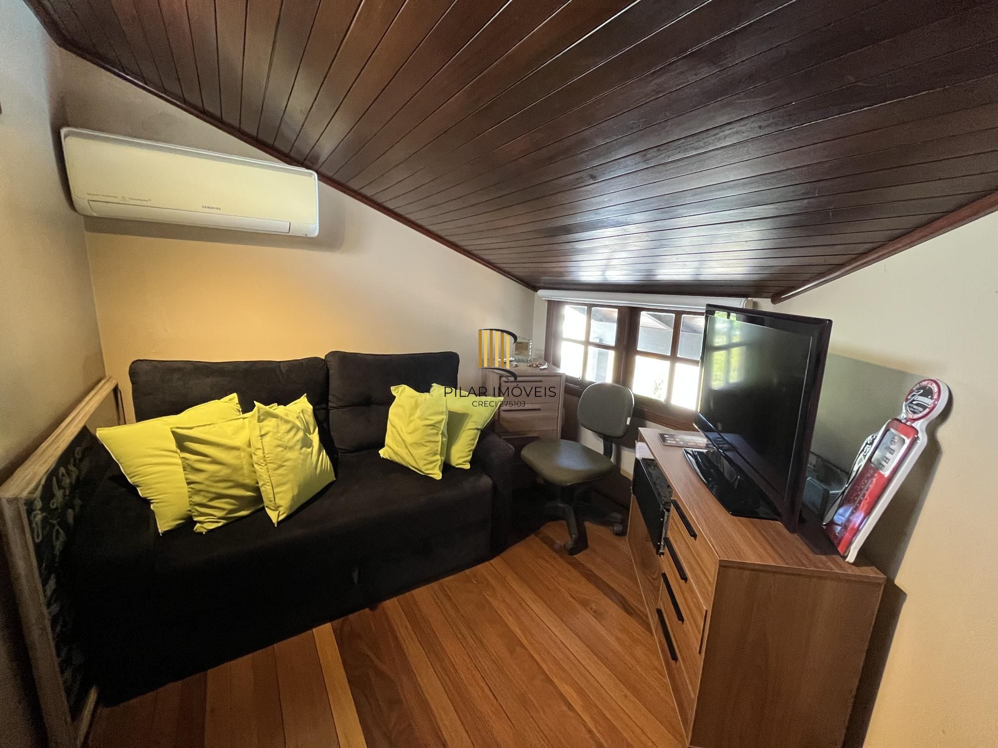 Apartamento de 3 quartos e 2 vagas de garagem no bairro Petrópolis em POA