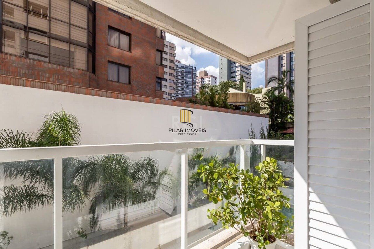 Apartamento para Venda - 207.67m², 3 dormitórios, sendo 3 suites, 3 vagas - Rio Branco
