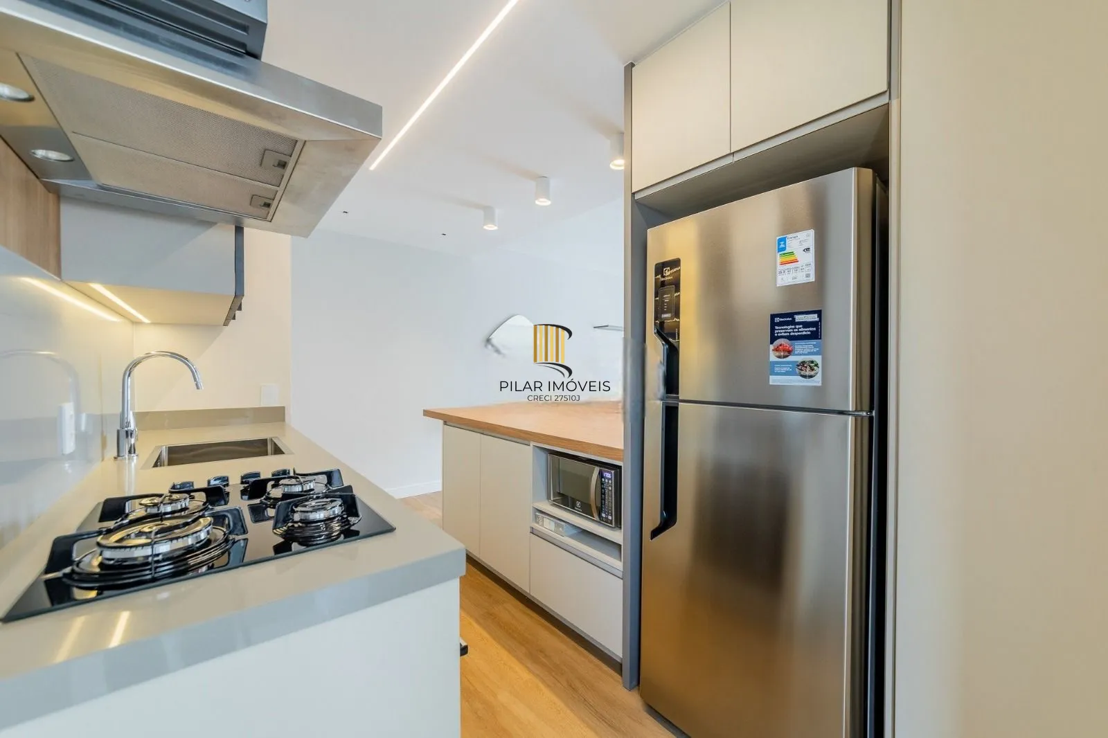 Apartamento à venda em Porto Alegre – pronto para morar, totalmente reformado.