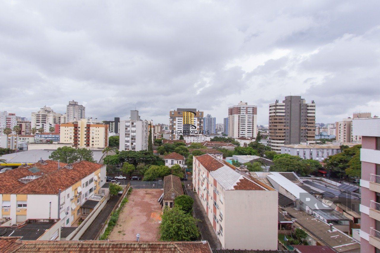 Apartamento para Venda - 73.28m², 3 dormitórios, suíte e 1 vaga - Menino Deus
