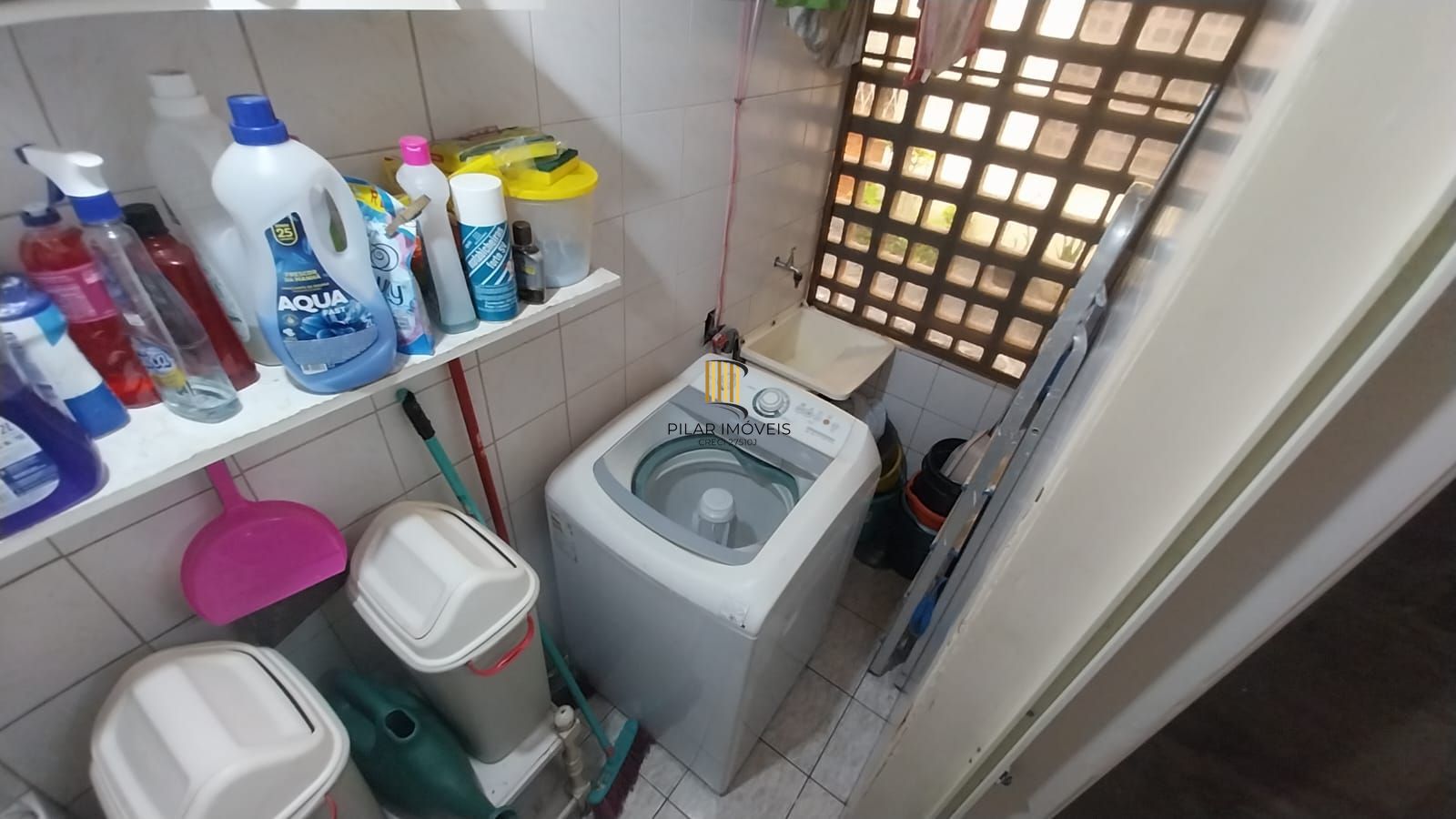 Apartamento térreo com 4 quartos e 1 vaga de garagem rotativa no Passo da Areia