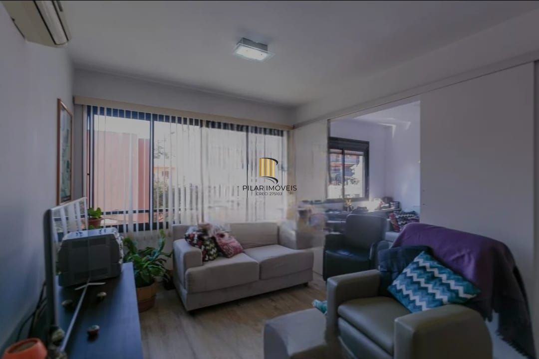 Apartamento de 2 quartos e 1 vaga de garagem no bairro Tristeza em Porto Alegre