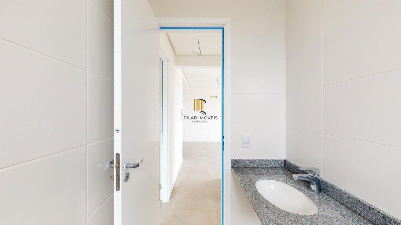 Apartamento para Venda - 69.82m², 2 dormitórios, sendo 1 suites, 2 vagas - Bom Jesus
